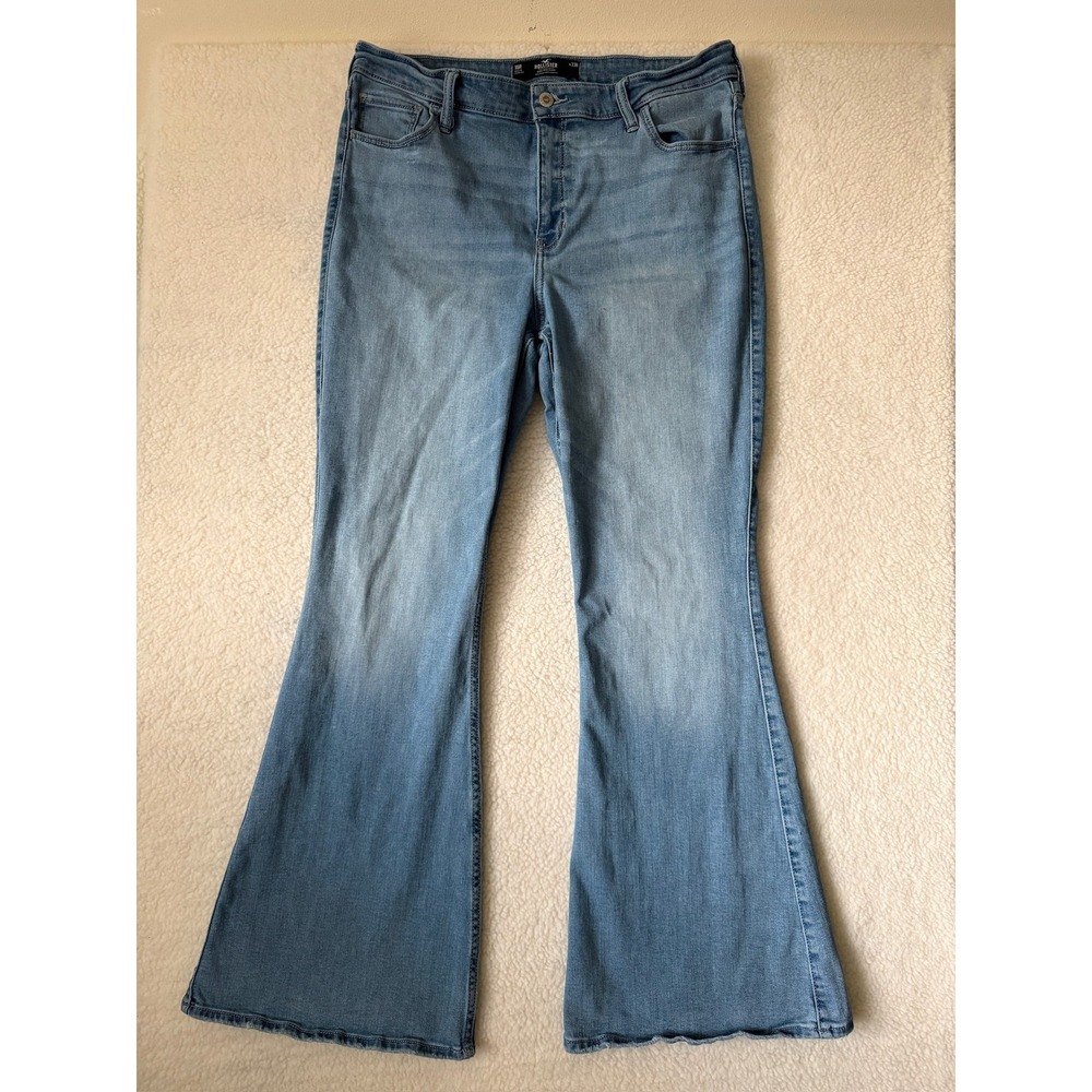 Hollister High-Rise Flare Jeans Womens 16 Blue Light Wash Soft Stretch Denim